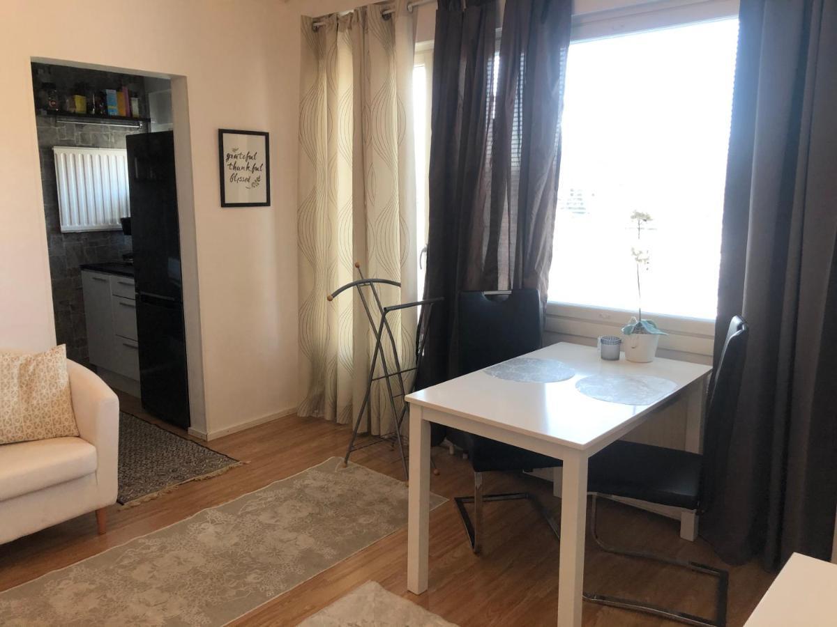 Apartmán Yksio Kilometri Jokirannasta Forilta Turku Exteriér fotografie
